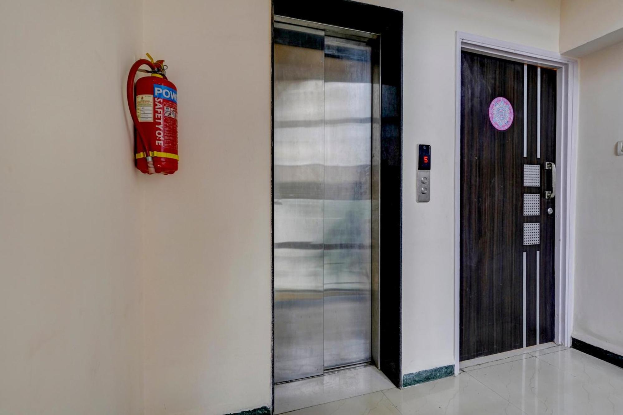Rio Corporate House Hotel Bombay Eksteriør billede